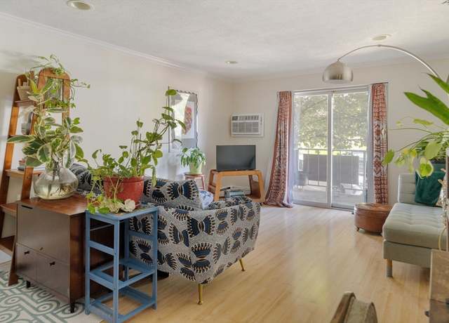 Property at 70 Warren Ave Unit 2-6, Chelsea, MA 02150, 1 bed, 1 bath