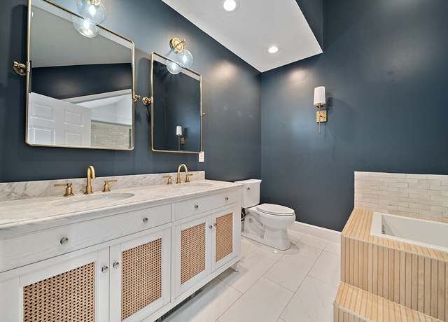 Property at 14 Dalton St #14, Newburyport, MA 01950, 3 beds, 2.5 baths