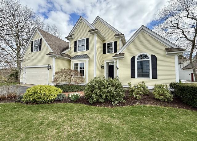 Property at 53 White Cliff Dr, Plymouth, MA 02360, 5 beds, 3.5 baths