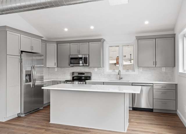 Property at 14 Myrtle Ave, Sterling, MA 01564, 2 beds, 2 baths