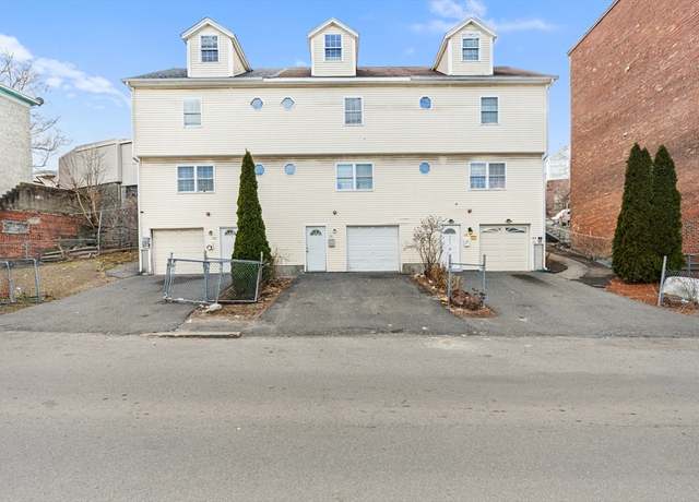 Property at 166 Union St #166, Lawrence, MA 01841, 3 beds, 2.5 baths