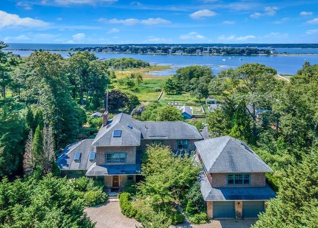 Property at 414 Point Rd, Marion, MA 02738, 5 beds, 4 baths