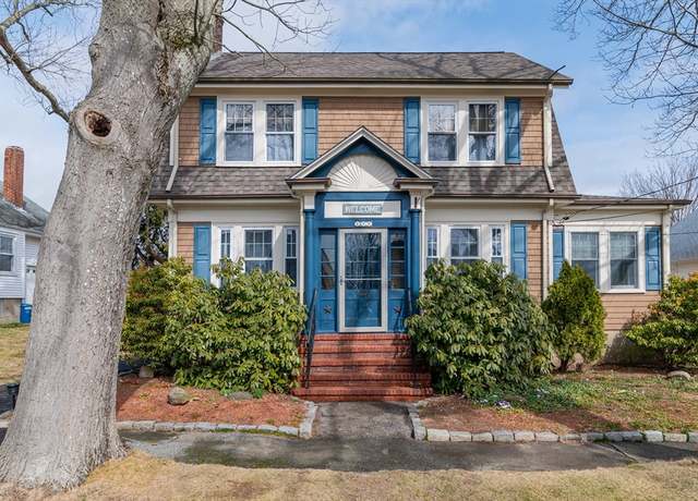 Property at 128 Westhill Ave, Somerset, MA 02726, 3 beds, 1.5 baths