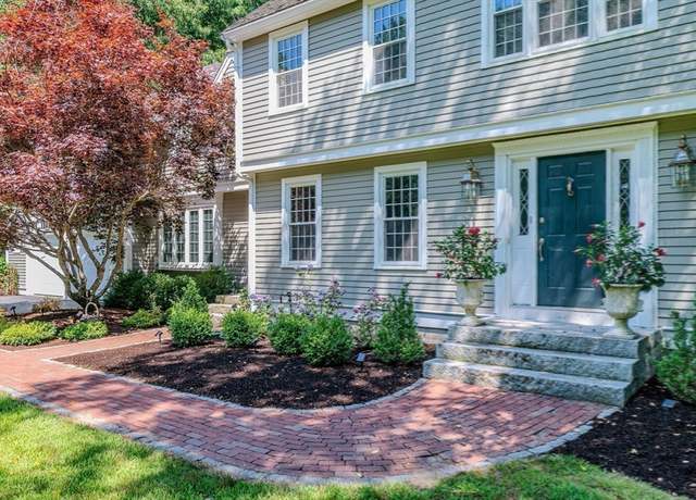 Property at 152 Prospect St, Hingham, MA 02043, 4 beds, 3 baths