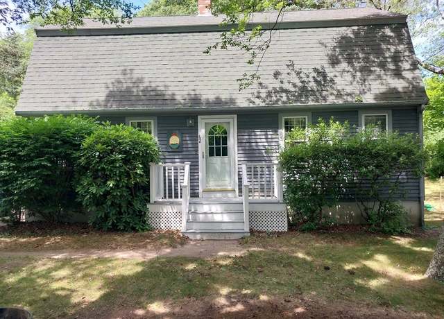 Property at 62 Manomet Point Rd, Plymouth, MA 02360, 3 beds, 2.5 baths