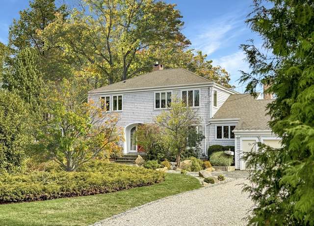 Property at 21 Fremont St, Dartmouth, MA 02748, 5 beds, 4 baths