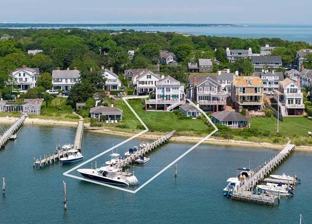 Property at 111 North Water St, Edgartown, MA 02539, 6 beds, 4.5 baths