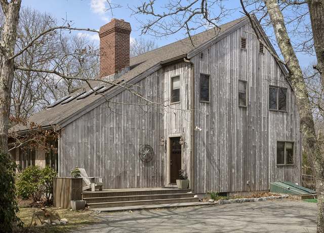 Property at 99 Old Purchase Rd, Edgartown, MA 02539, 4 beds, 2.5 baths
