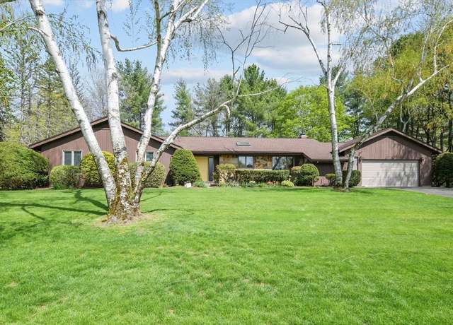 Property at 25 Deerfield Ave, Longmeadow, MA 01106, 3 beds, 2.5 baths