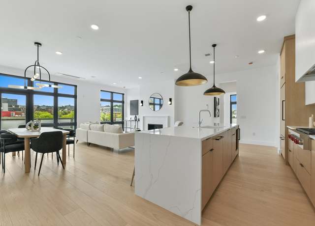Property at 14 Green St Unit PHB, Brookline, MA 02446, 3 beds, 3.5 baths