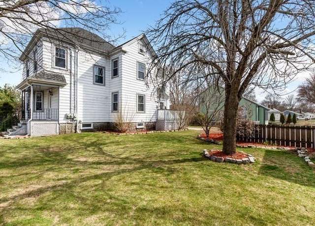 Property at 10 Conant St, Beverly, MA 01915, 5 beds, 2 baths