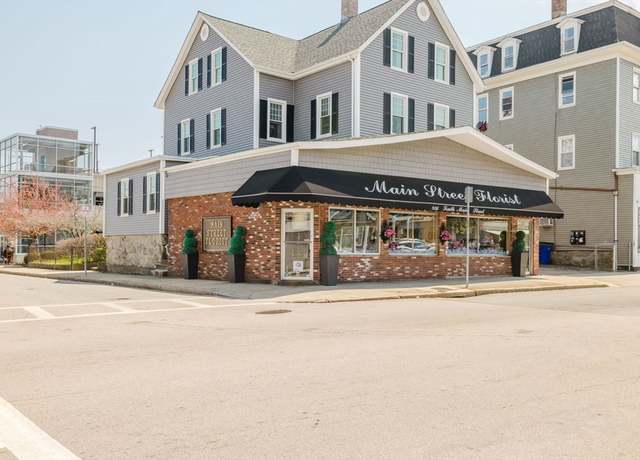 Property at 940 S Main St, Fall River, MA 02724, 6 beds, 3.5 baths