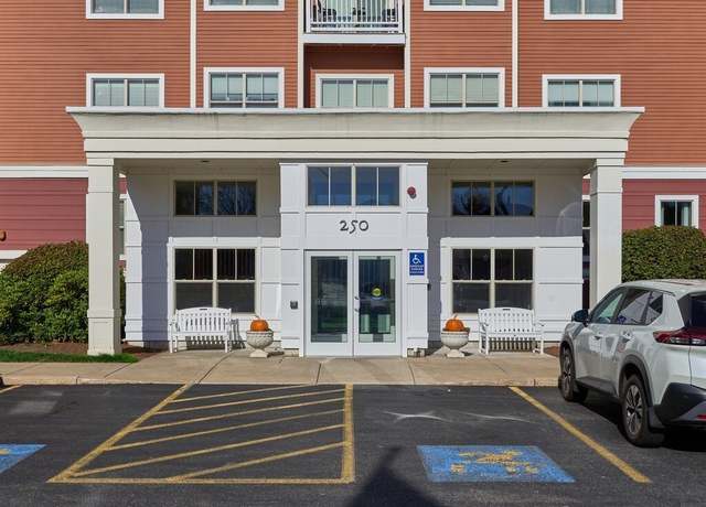 Property at 250 Main St #305, Hudson, MA 01749, 2 beds, 2 baths