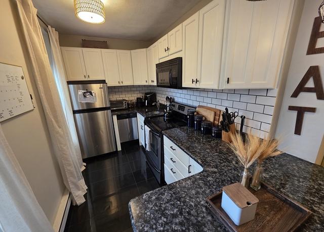 Property at 8 Battery St #9, Boston, MA 02109, 1 bed, 1 bath