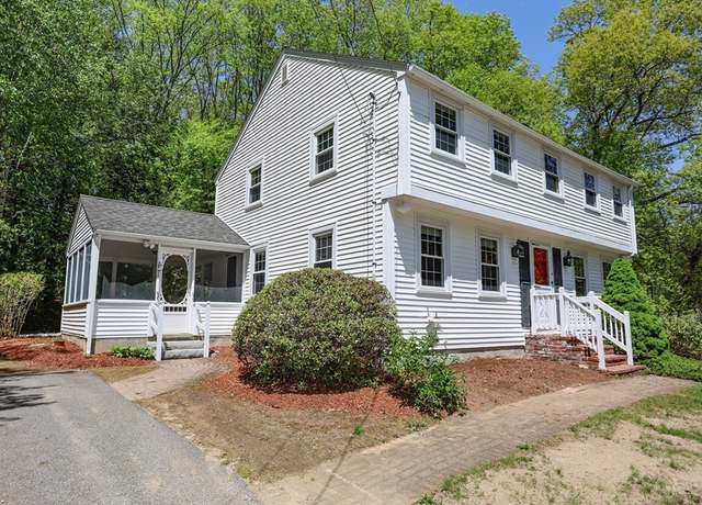 Property at 4 Bridle Rd, Chelmsford, MA 01824, 4 beds, 1.5 baths