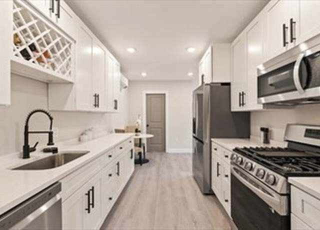 Property at 17 Webb St #1, Salem, MA 01970, 2 beds, 1 bath