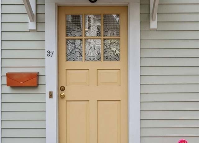 Property at 37 Waverly #37, Brookline, MA 02445, 2 beds, 2 baths