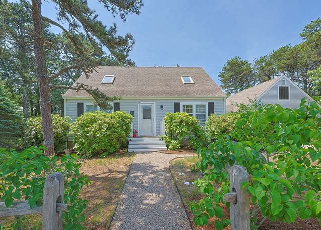 Property at 20 Freeman Ave, Wellfleet, MA 02667, 3 beds, 1.5 baths