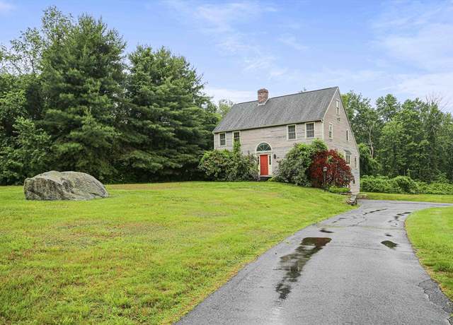 Property at 85 Hartford Ave W, Mendon, MA 01756, 3 beds, 2.5 baths