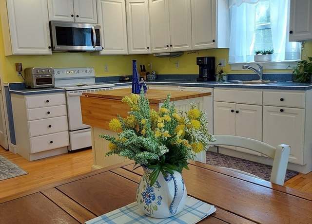 Property at 68 Pine St, Leicester, MA 01524, 3 beds, 1.5 baths