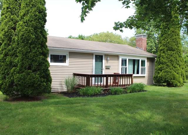 Property at 22 Riverside Dr, Kingston, MA 02364, 3 beds, 1 bath