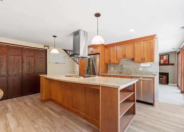 Property at 525 Tumbling Hawk #525, Acton, MA 01720, 3 beds, 2.5 baths