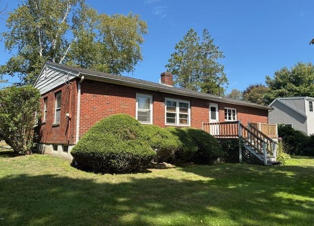 Property at 6 Higgins Rd, Marblehead, MA 01945, 2 beds, 1 bath