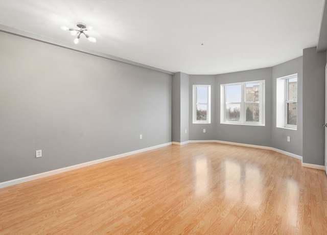 Property at 1 Cityview Ln #403, Quincy, MA 02169, 1 bed, 1 bath