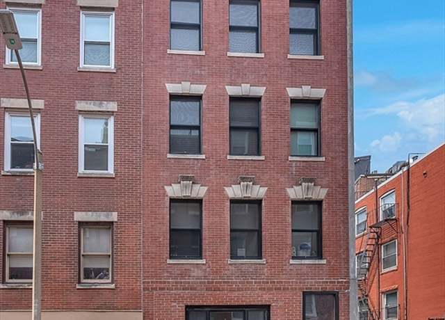 Property at 5 Garden Ct #3, Boston, MA 02113, 2 beds, 2 baths
