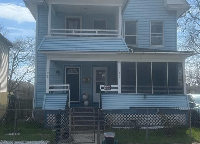 Property at 28-30 Tracy St, Springfield, MA 01104, 9 beds, 3 baths