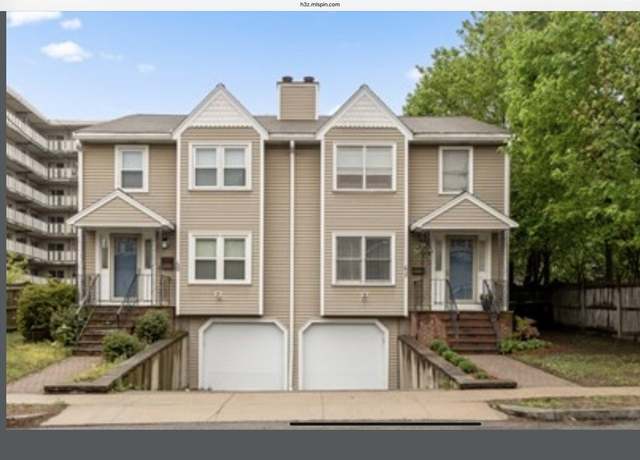 Property at 62 Forest St #62, Watertown, MA 02472, 3 beds, 2.5 baths