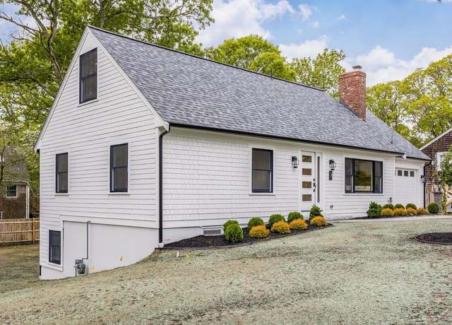Property at 7 Sandy Ln, Harwich, MA 02645, 3 beds, 2.5 baths