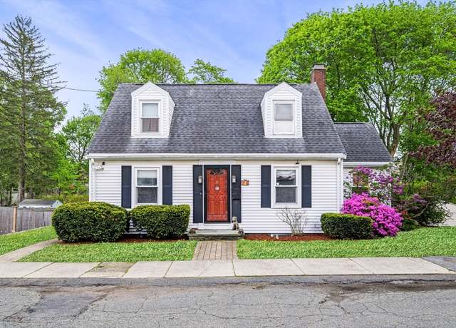 Property at 7 Beaver St, Beverly, MA 01915, 3 beds, 1.5 baths