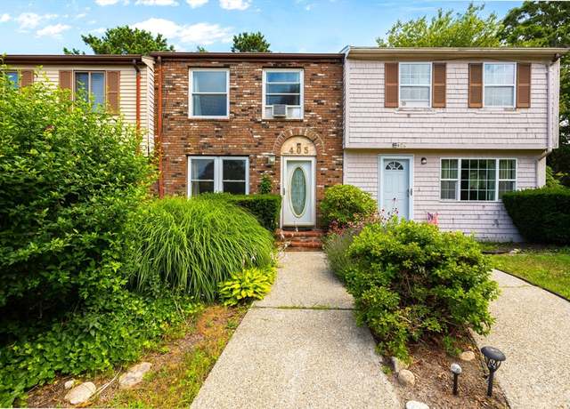 Property at 405 Village Dr #405, Bourne, MA 02532, 2 beds, 1.5 baths
