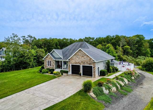 Property at 100 Oxford Ln, Swansea, MA 02777, 3 beds, 2.5 baths