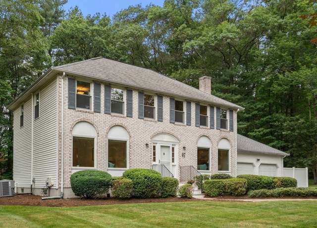 Property at 67 Flanagan Dr, Framingham, MA 01701, 4 beds, 2.5 baths