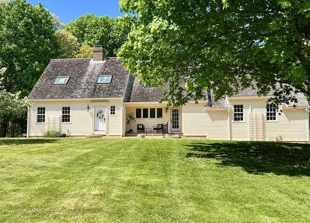 Property at 3 Popes Mdw, Sandwich, MA 02563, 4 beds, 3.5 baths