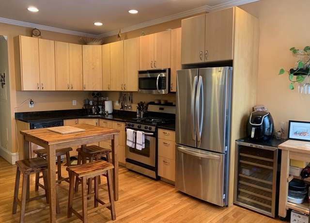 Property at 37 Mt Vernon Unit 1R, Boston, MA 02125, 2 beds, 1.5 baths