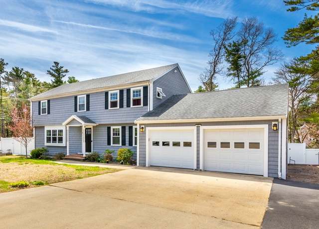Property at 2 Fairway Dr, Wareham, MA 02532, 4 beds, 2.5 baths