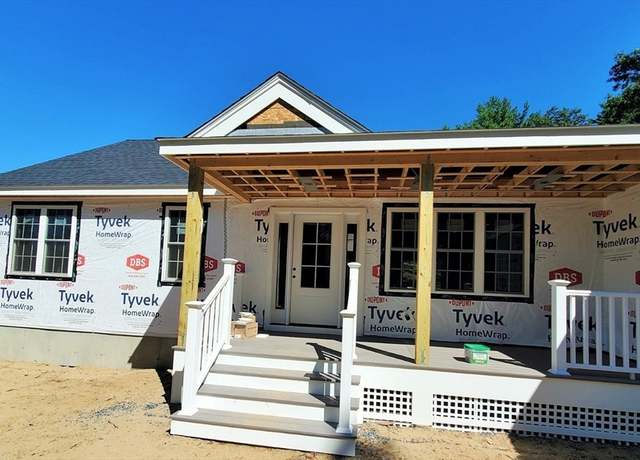 Property at 527 High St, Rochester, MA 02770, 3 beds, 2 baths