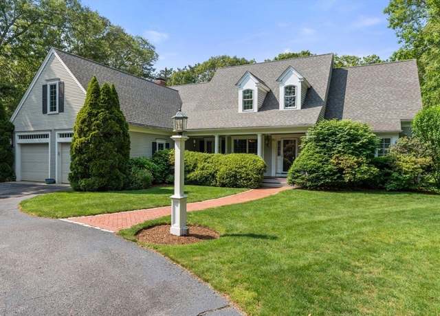 Property at 80 Flume Ave, Barnstable, MA 02648, 4 beds, 4 baths