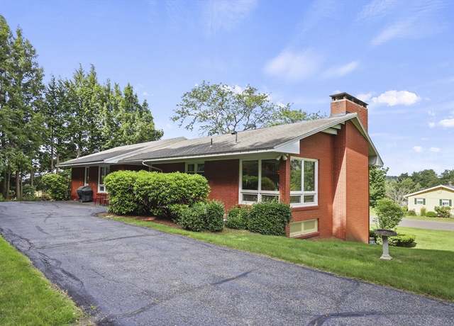 Property at 144 Kittredge Rd, Pittsfield, MA 01201, 3 beds, 2.5 baths