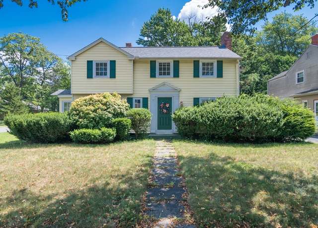 Property at 115 Abbott St, Springfield, MA 01118, 3 beds, 1.5 baths