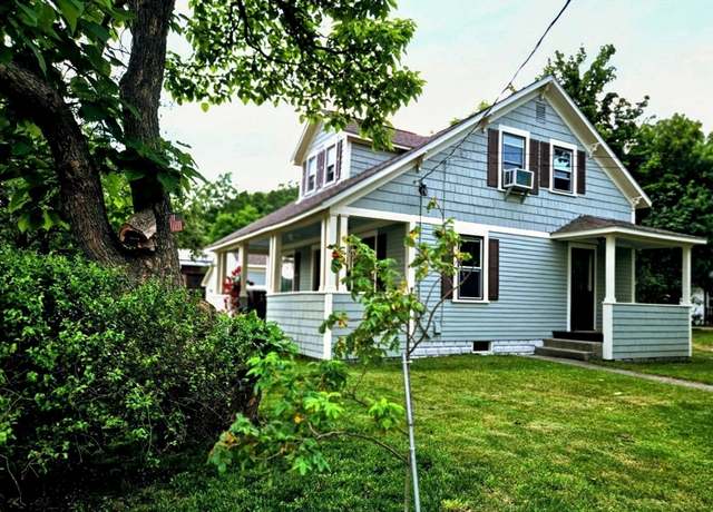 Property at 40 Ayer Rd, Shirley, MA 01464, 5 beds, 2 baths