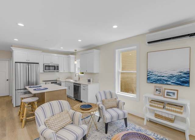 Property at 49 Bellevue Ave #1, Haverhill, MA 01832, 2 beds, 1 bath