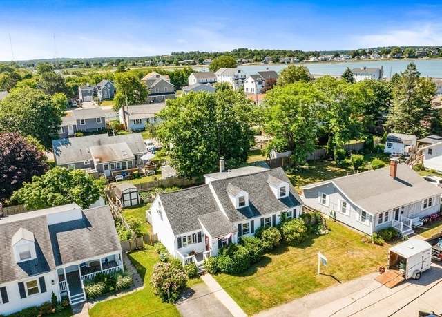 Property at 22 Touraine Ave, Hull, MA 02045, 4 beds, 2 baths