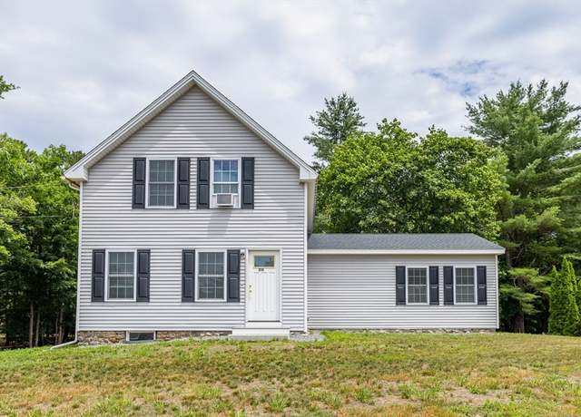 Property at 215 Main St, Townsend, MA 01469, 3 beds, 2 baths