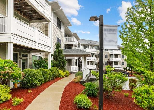 Property at 2 Inwood Dr #2001, Woburn, MA 01801, 2 beds, 2 baths