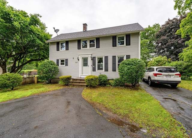 Property at 267 Maple St, East Longmeadow, MA 01028, 3 beds, 2 baths