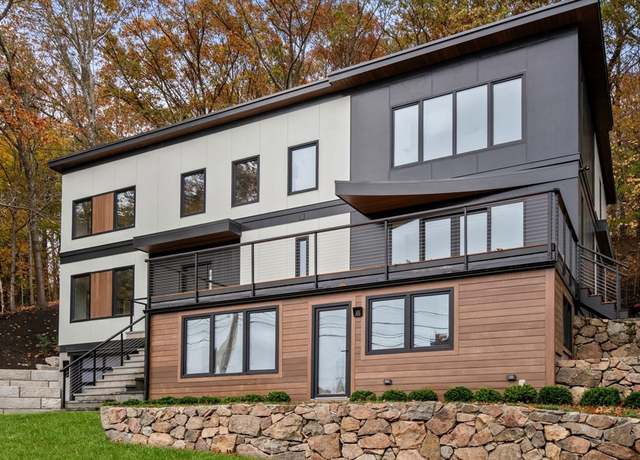 Property at 265 Varick Rd, Newton, MA 02468, 5 beds, 4.5 baths
